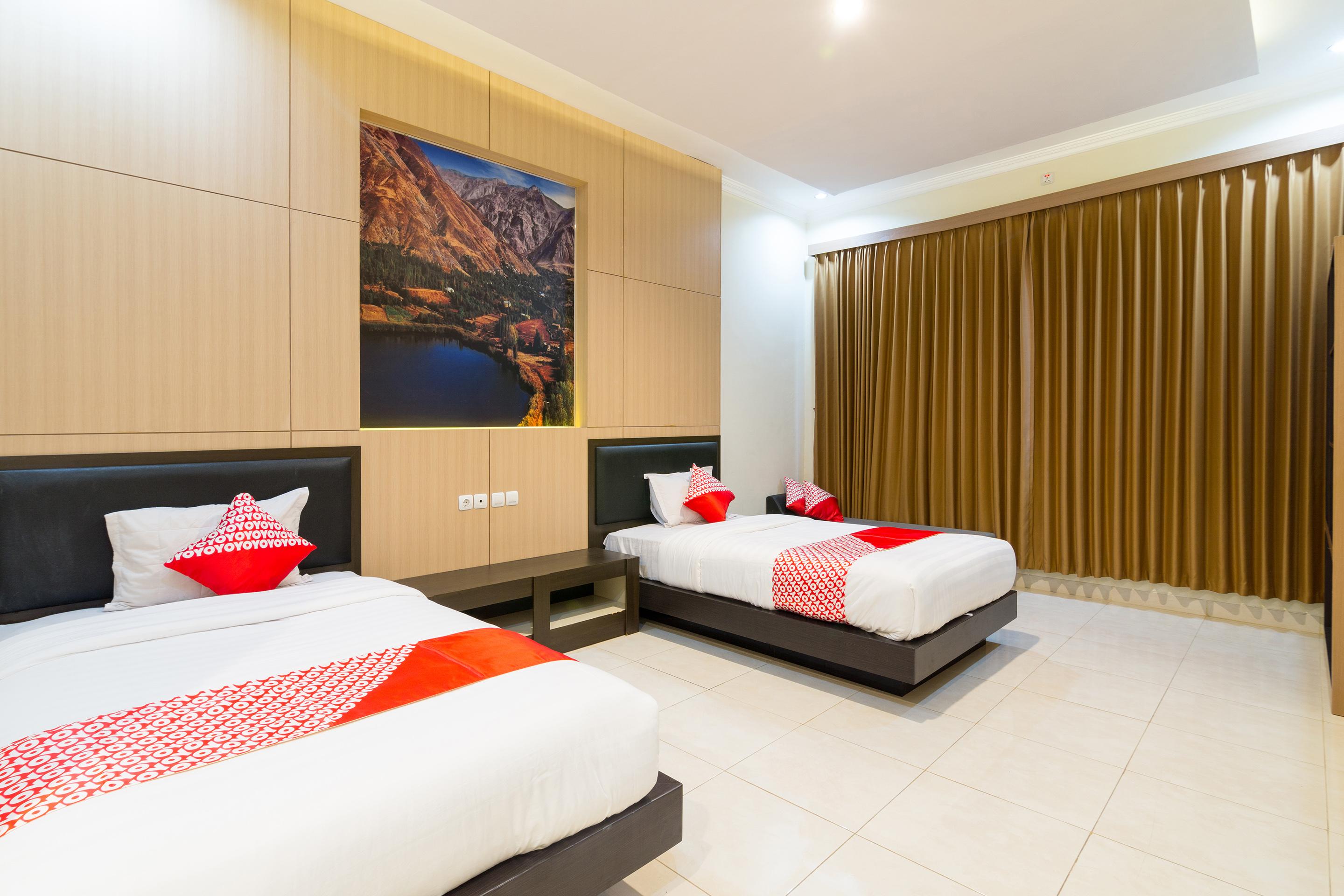 Oyo 1309 Hotel Shafira Syariah Yogyakarta Kültér fotó