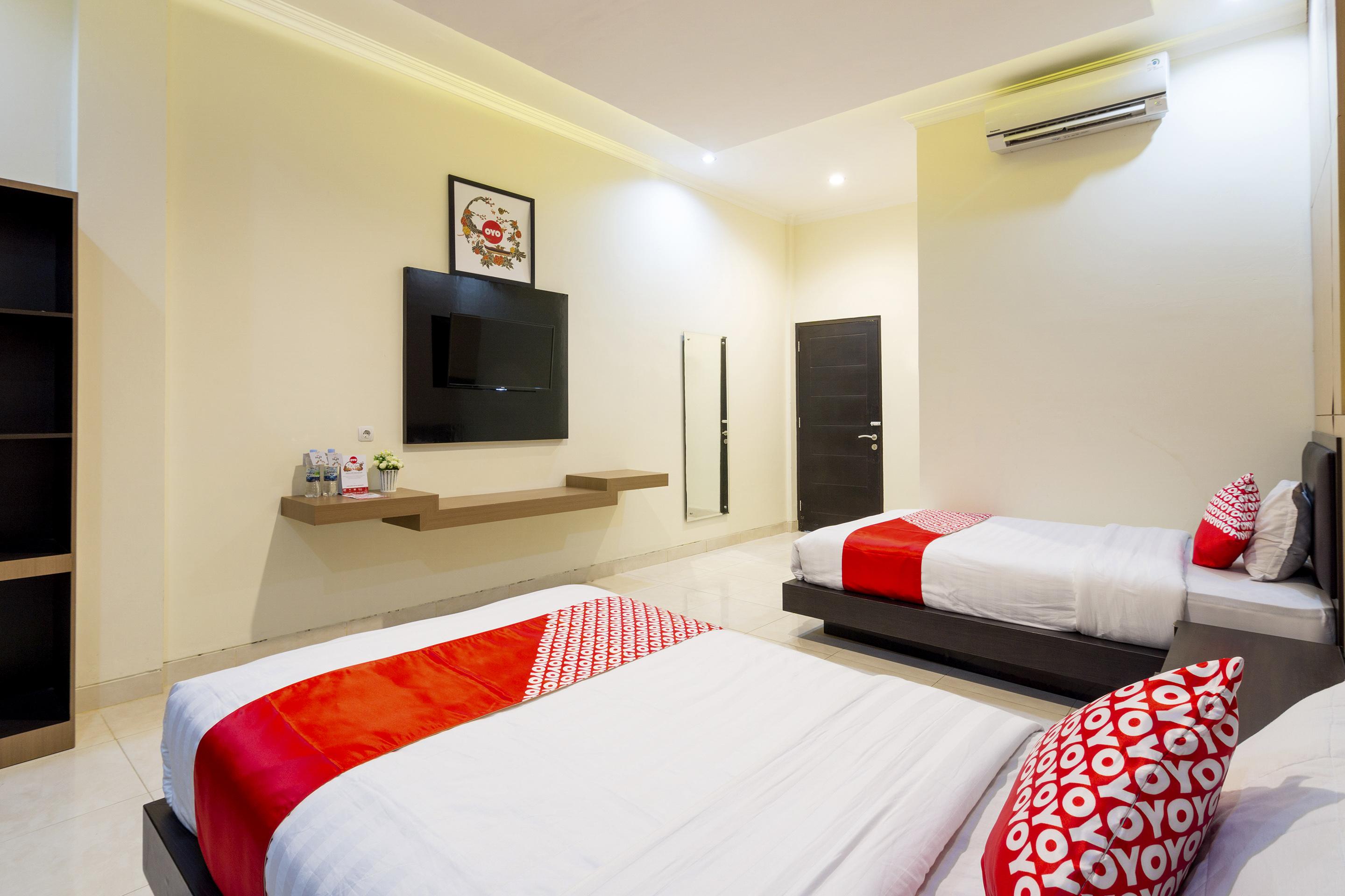 Oyo 1309 Hotel Shafira Syariah Yogyakarta Kültér fotó
