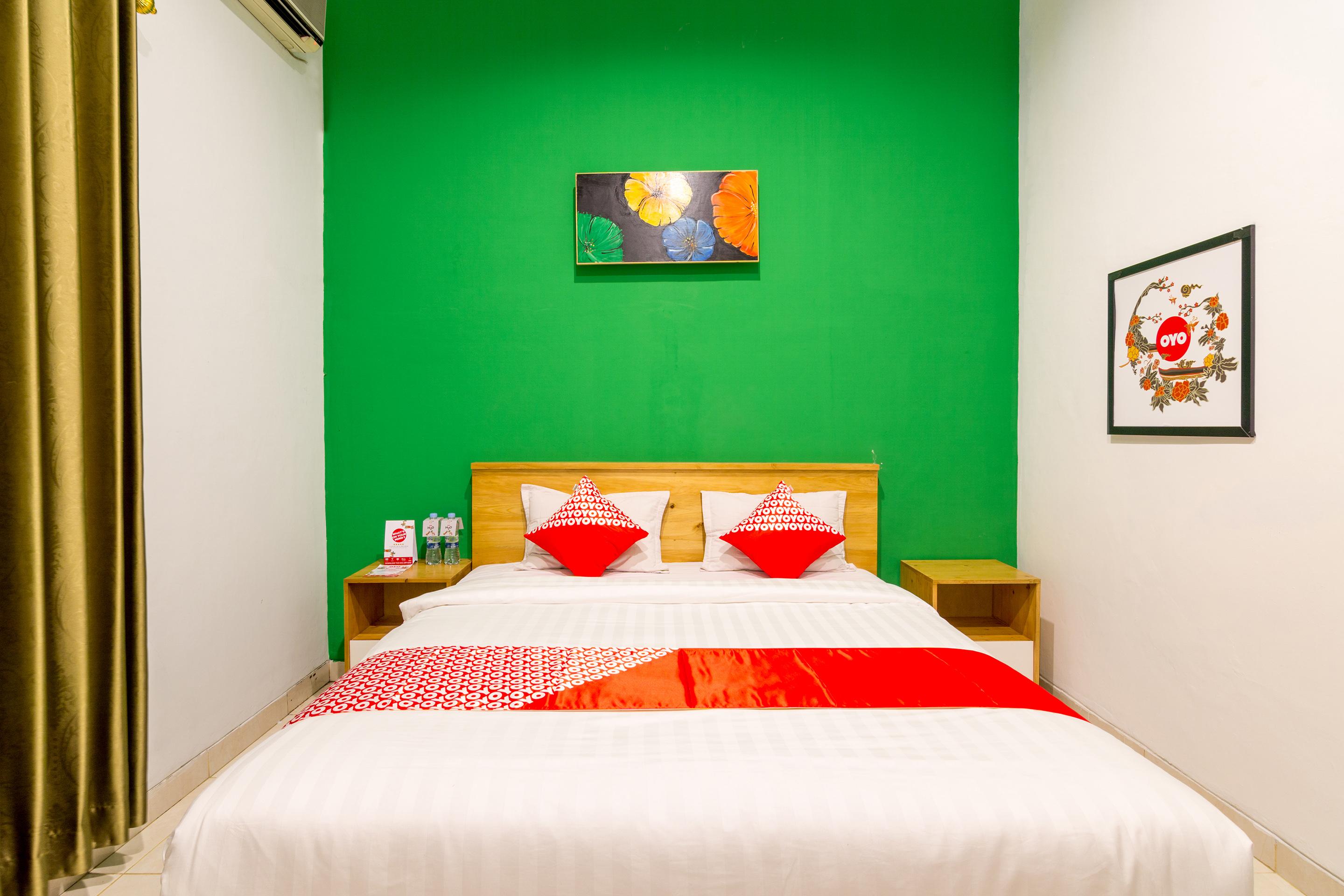 Oyo 1309 Hotel Shafira Syariah Yogyakarta Kültér fotó
