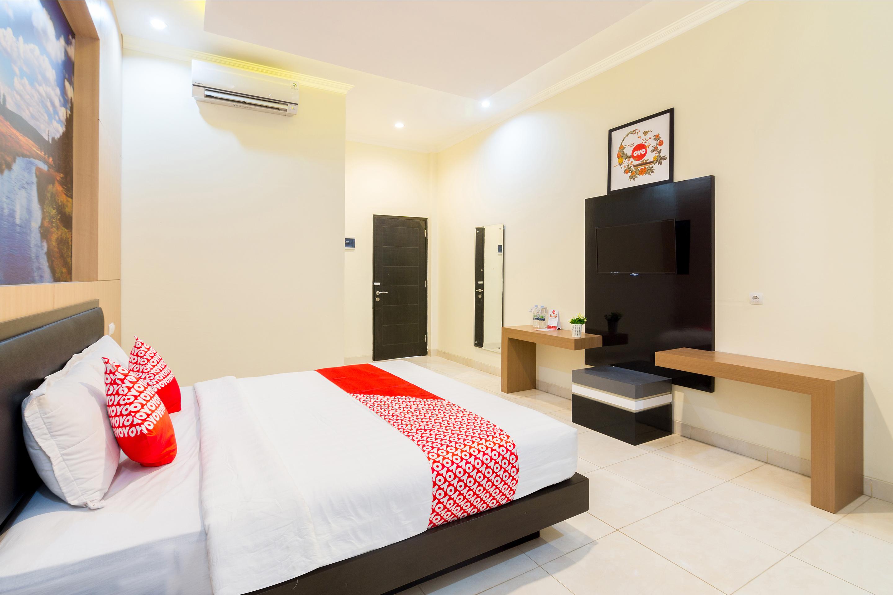 Oyo 1309 Hotel Shafira Syariah Yogyakarta Kültér fotó