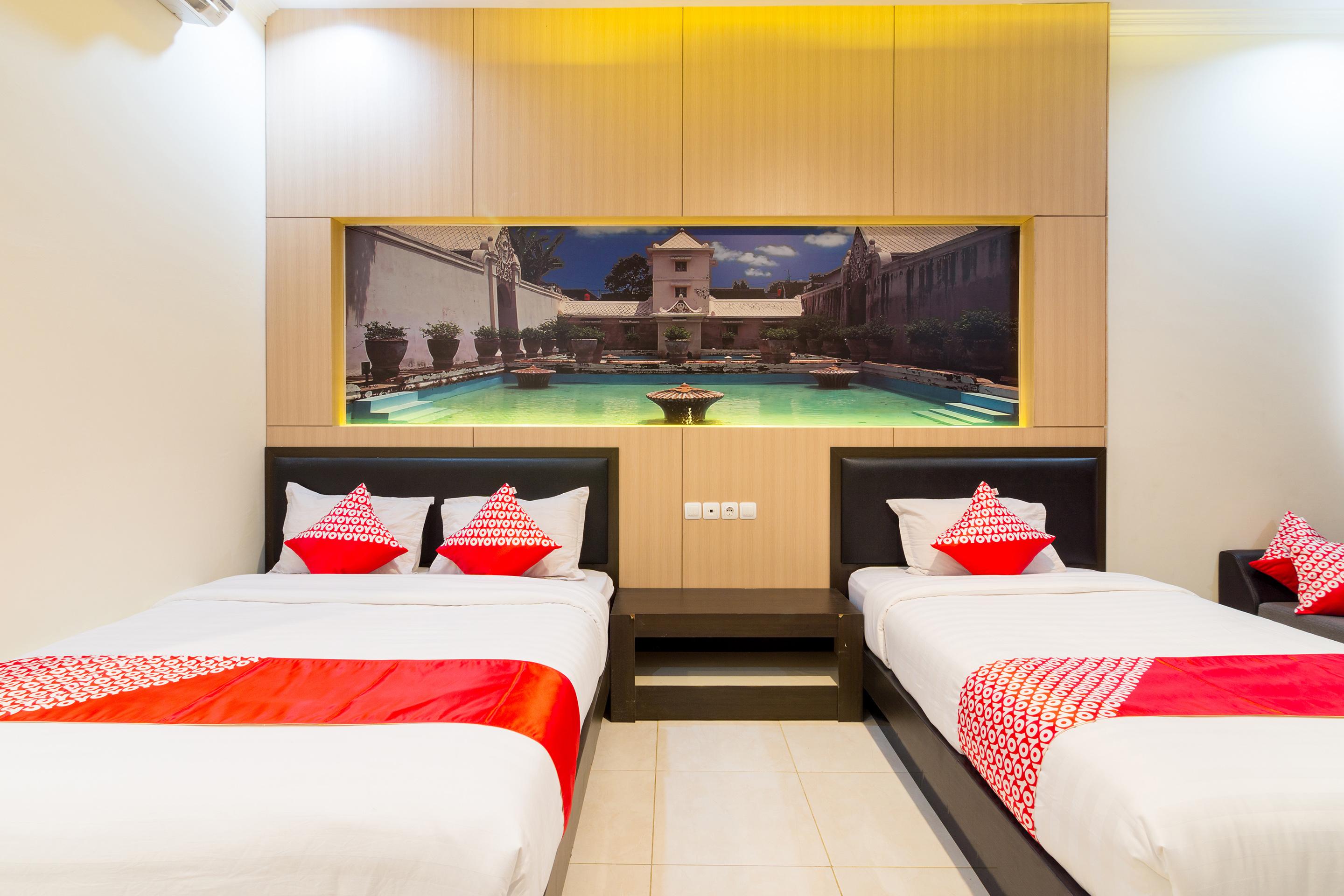 Oyo 1309 Hotel Shafira Syariah Yogyakarta Kültér fotó