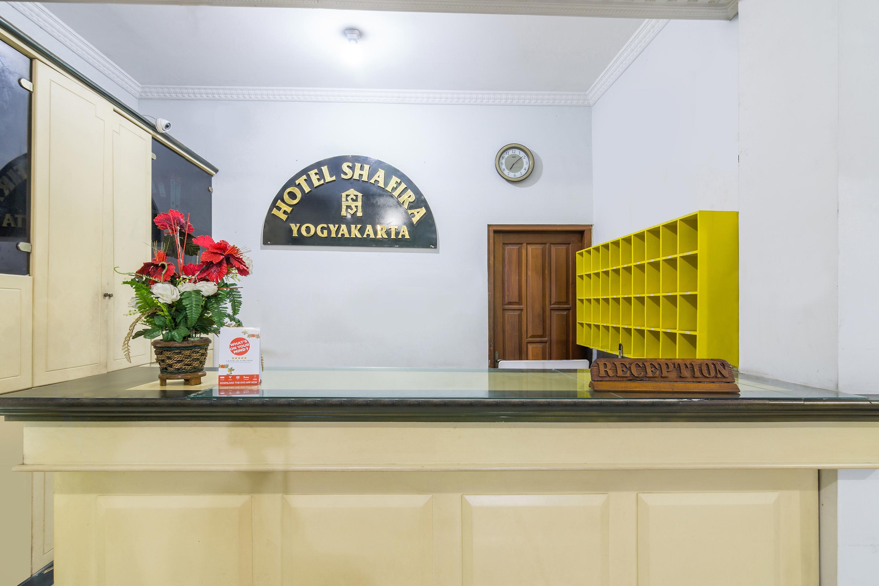Oyo 1309 Hotel Shafira Syariah Yogyakarta Kültér fotó